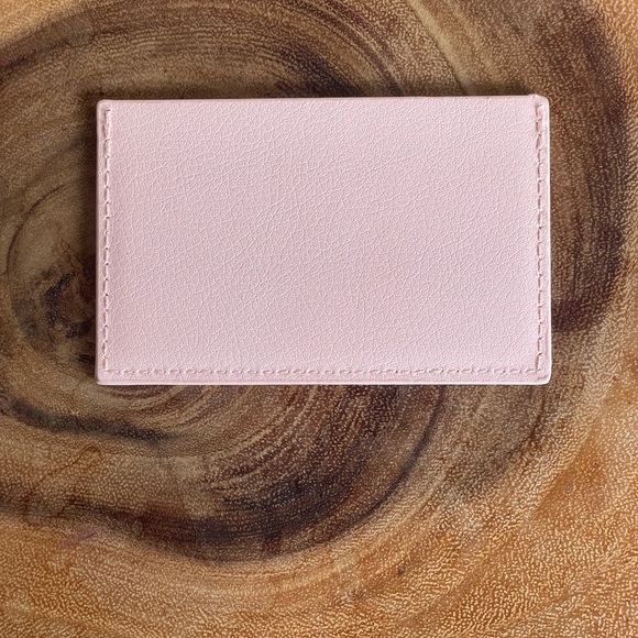 Tom Ford Limited Edition Baby Pink Card Holder with pocket mirror - Picture 2 of 4